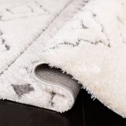 Angelique Geometric Design Loomed Rug - Safavieh 8 Angelique Geometric Design Loomed Rug - Safavieh -Home Decor Store GUEST 2993bf7e e6e9 4616 8498 5fd2c165e5e2