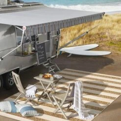 Aveiro Wide Stripe Indoor/Outdoor Area Rug - JONATHAN Y -Home Decor Store GUEST 33c716dd d769 430e 9a08 696842d2ab88