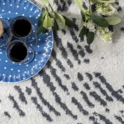 NuLOOM Antonella Modern Abstract Maze Area Rug 19 NuLOOM Antonella Modern Abstract Maze Area Rug -Home Decor Store GUEST 6c4b77d1 53ed 46b9 993e e452e6c4dcb1