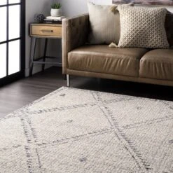 NuLOOM Blaine Dotted Diamond Area Rug 27 NuLOOM Blaine Dotted Diamond Area Rug -Home Decor Store GUEST 6cb071bc 7be5 46df a0a2 70b03d3eb905