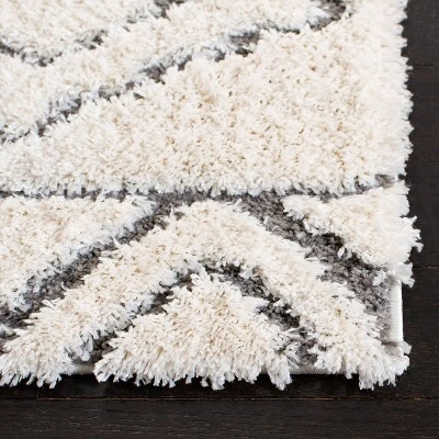 Angelique Geometric Design Loomed Rug - Safavieh 3 Angelique Geometric Design Loomed Rug - Safavieh