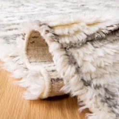 Manhattan MAN469 Hand Knotted Area Rug - Safavieh 10 Manhattan MAN469 Hand Knotted Area Rug - Safavieh -Home Decor Store GUEST 8fb2d2b6 fddb 4788 a9ab 8e6d220545bc