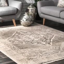 NuLOOM Vintage Cassie Fringe Area Rug