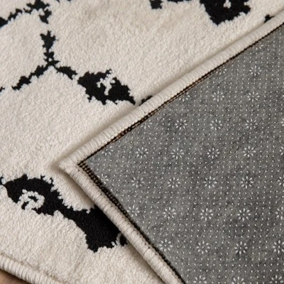 Flash Furniture Slide-Stop® Multi-Surface Reversible Non-Slip Cushion Rug Pad, 1/4" Thick, Floor Protection, For 4'x6' Area Rug, Gray 5 Flash Furniture Slide-Stop® Multi-Surface Reversible Non-Slip Cushion Rug Pad, 1/4" Thick, Floor Protection, For 4'x6' Area Rug, Gray - Image 3