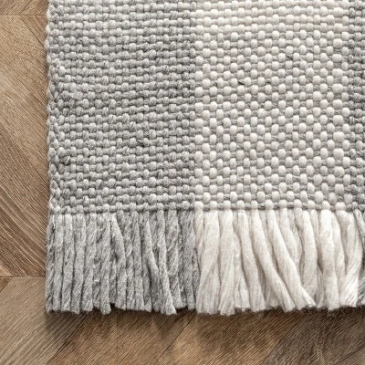 NuLOOM Ellis Hand Woven Farmhouse Plaid Fringe Area Rug 6 NuLOOM Ellis Hand Woven Farmhouse Plaid Fringe Area Rug - Image 4