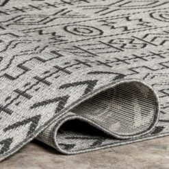 NuLOOM Outdoor Jamie Area Rug 12 NuLOOM Outdoor Jamie Area Rug -Home Decor Store GUEST cda11846 0cb4 4f1f bd78 a4b937f45db6