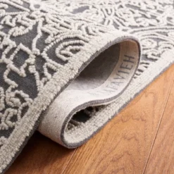 Trace TRC101 Hand Tufted Area Rug - Safavieh -Home Decor Store GUEST e6cbbefb 58f8 47a0 9757 9c044727c4b0