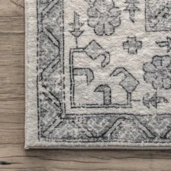 NuLOOM Parisa Vintage Medallion Bordered Area Rug 13 NuLOOM Parisa Vintage Medallion Bordered Area Rug -Home Decor Store GUEST fb55a25b ae3d 4b31 bc4b 0f7d7af7cfe7