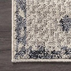 NuLOOM Blaine Dotted Diamond Area Rug 23 NuLOOM Blaine Dotted Diamond Area Rug -Home Decor Store GUEST fdaaf44b 484d 48d4 8f41 d6017bd574de
