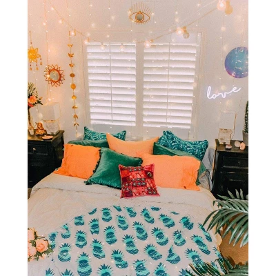 Amped Co 16 X 8 Inches Love LED Wall Decor Sign Indoor Room Decor Sign, White 9 Amped Co 16 X 8 Inches Love LED Wall Decor Sign Indoor Room Decor Sign, White - Image 7