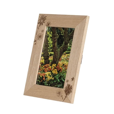 4x6 Inches Natural Wood & Glass Photo Frame - Foreside Home & Garden 3 4x6 Inches Natural Wood & Glass Photo Frame - Foreside Home & Garden
